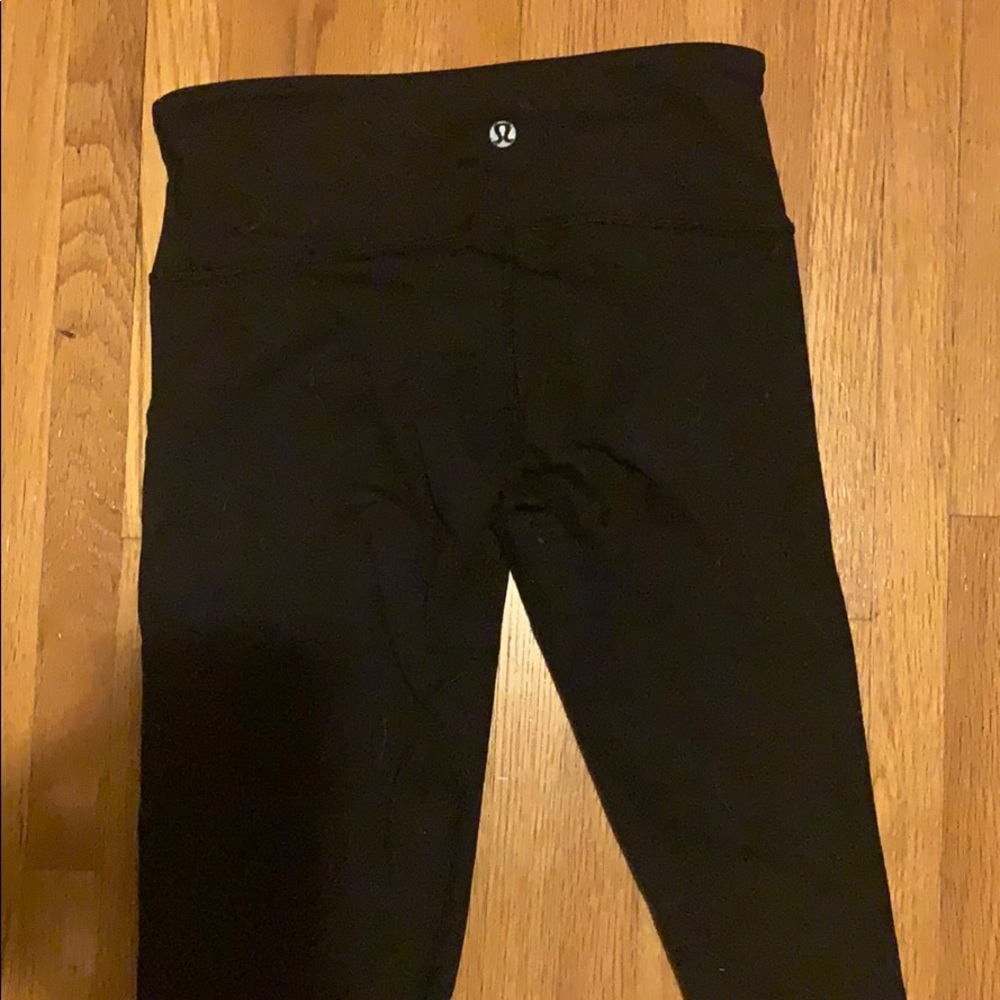 Lululemon size 4 leggings